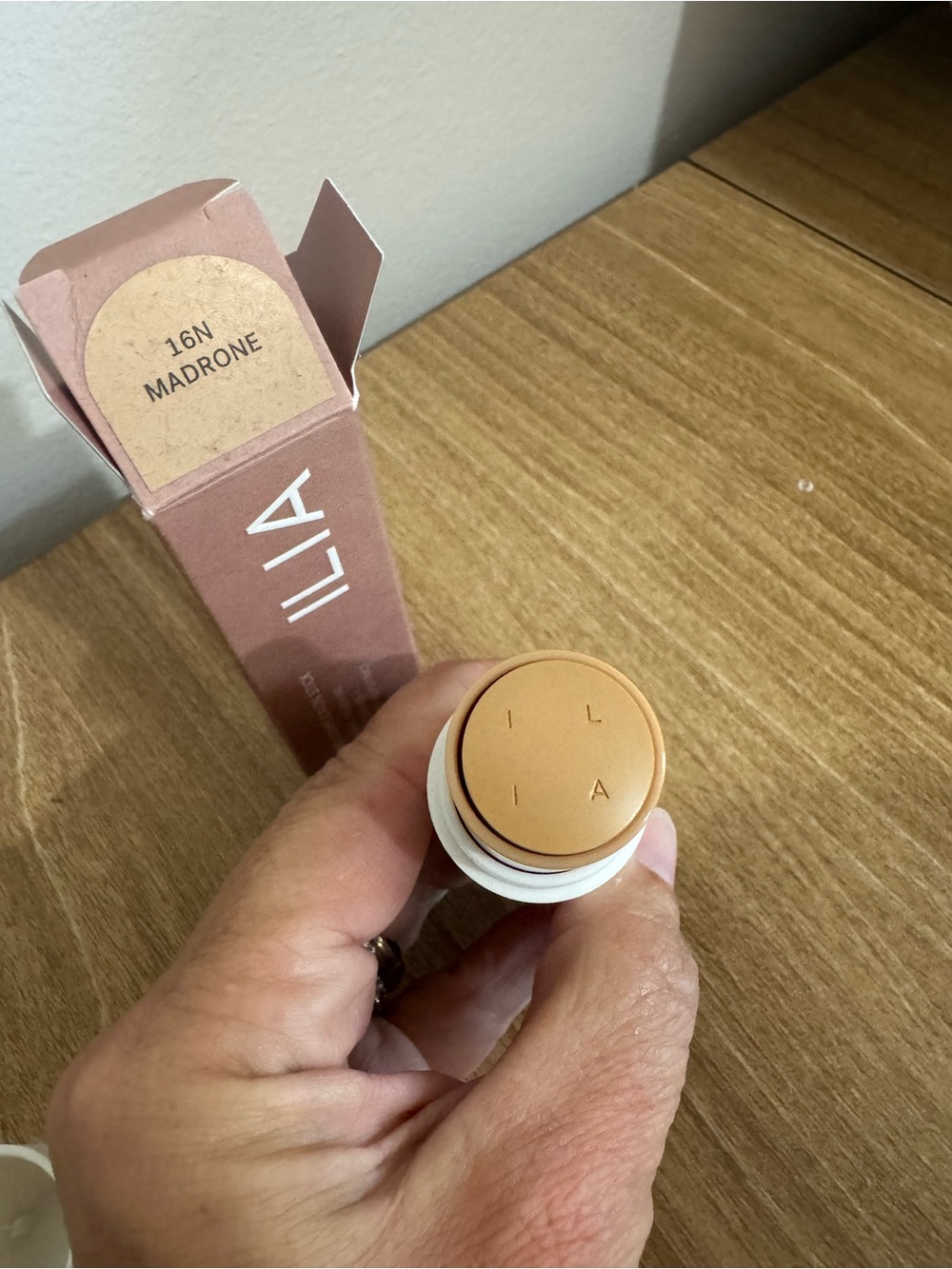 ILIA Skin Rewind Complexion Stick 16N Madrone - Picture 5 of 8